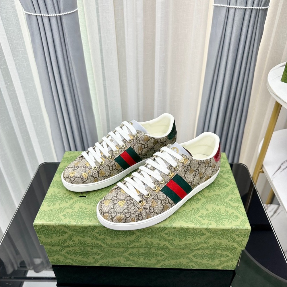 Gucci Beige and Green Women's Sneakers